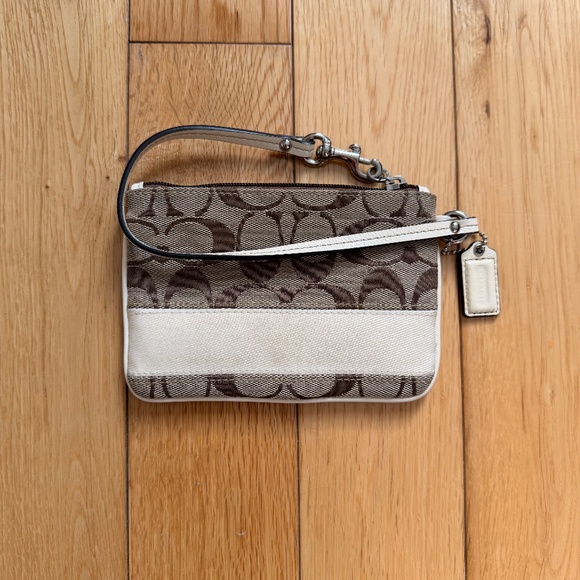 COACH Wristlet - Picture 2 of 3
